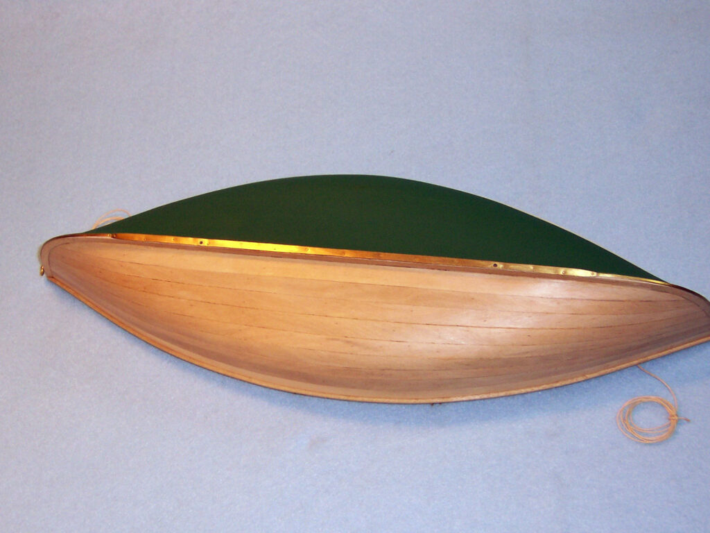 Model of a peapod rowing boat - Bottom