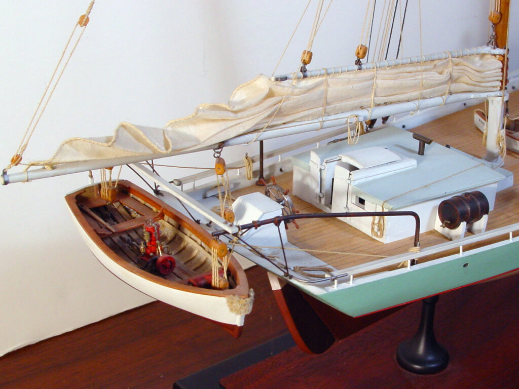 Model of pungy 'Wave' - afterdeck and ship's boat