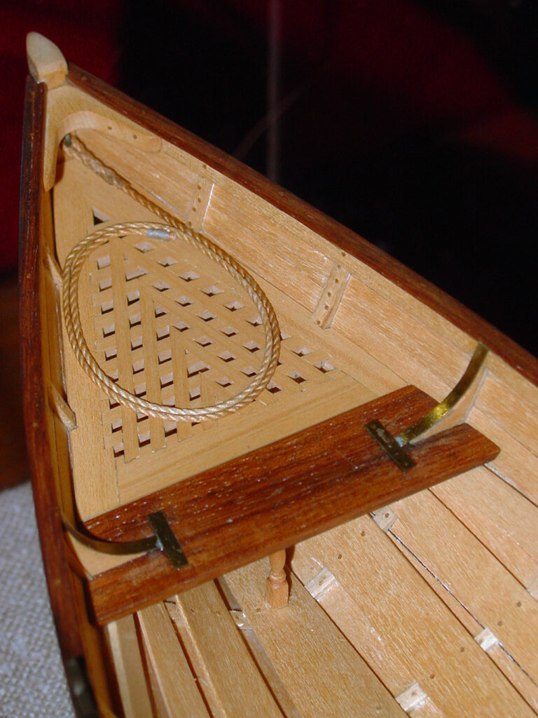 Model of a Whitehall rowboat - V-shaped grating in bow