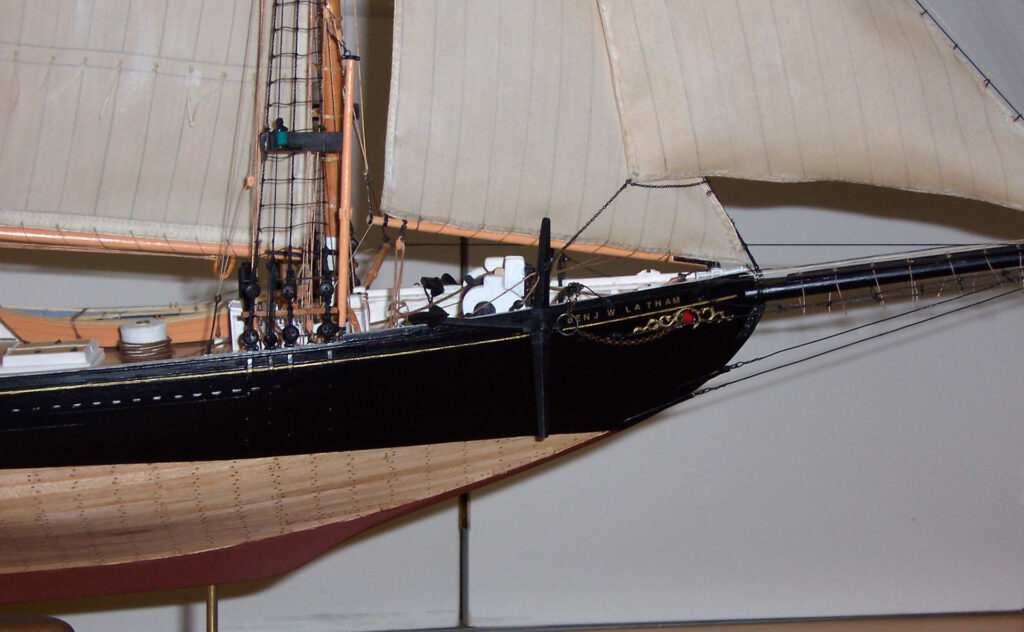 Model of fishing schooner Benjamin W. Latham - bow from starboard