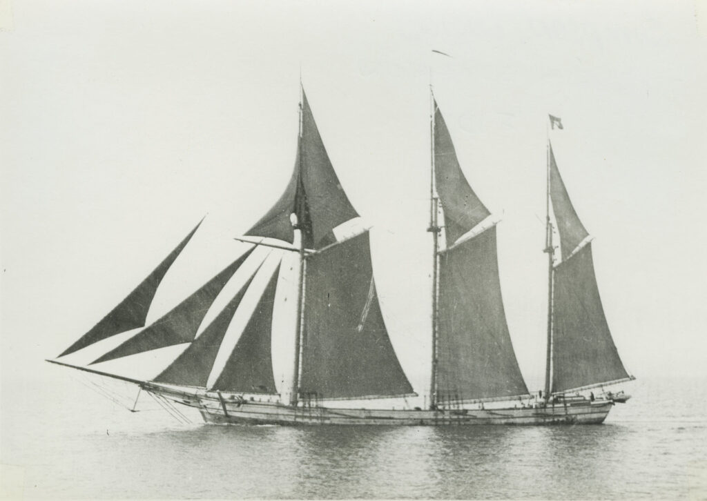 Great Lakes schooner Lucia A. Simpson - underway, empty deck